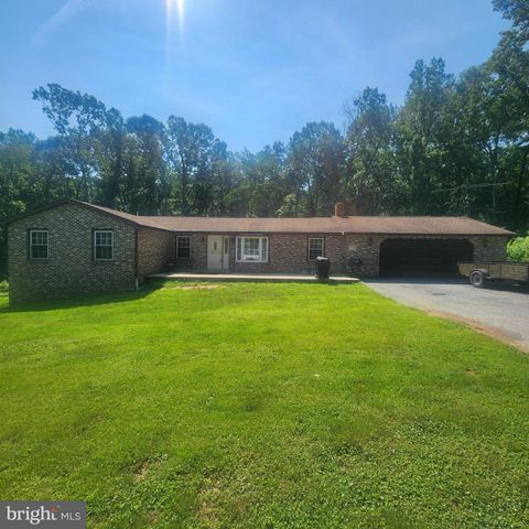 225 RUPP RD, Gettysburg, PA 17325