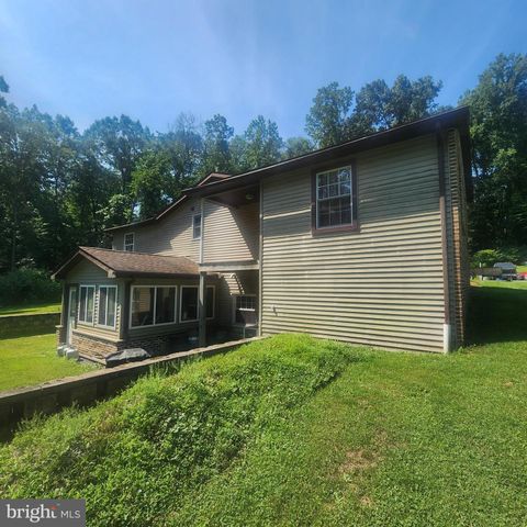 225 RUPP RD, Gettysburg, PA 17325