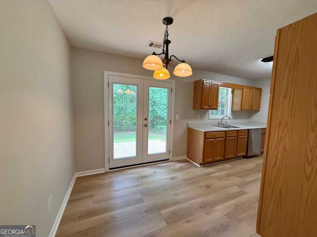 449 Hampton Green Drive, Lagrange, GA 30240