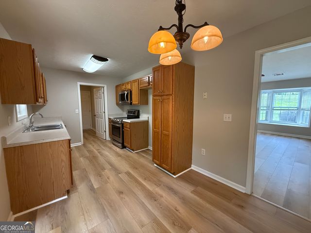 449 Hampton Green Drive, Lagrange, GA 30240
