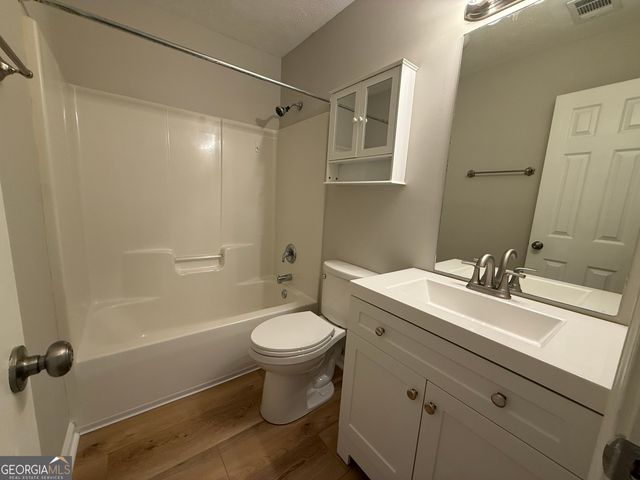 449 Hampton Green Drive, Lagrange, GA 30240