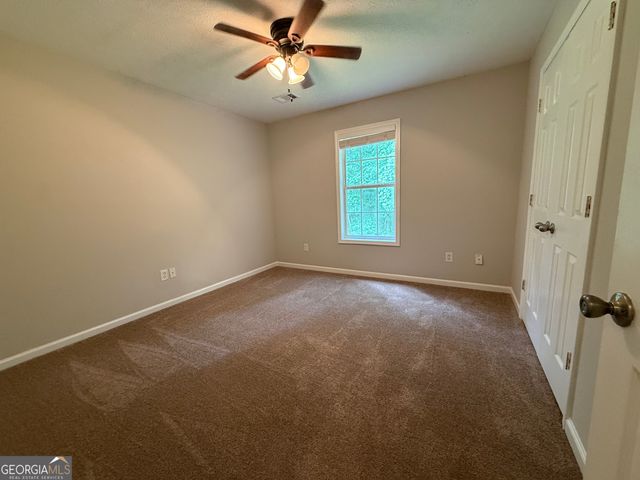 449 Hampton Green Drive, Lagrange, GA 30240