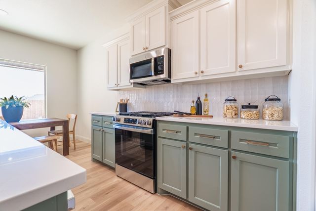 705 E 14th Street, Wolfforth, TX 79382