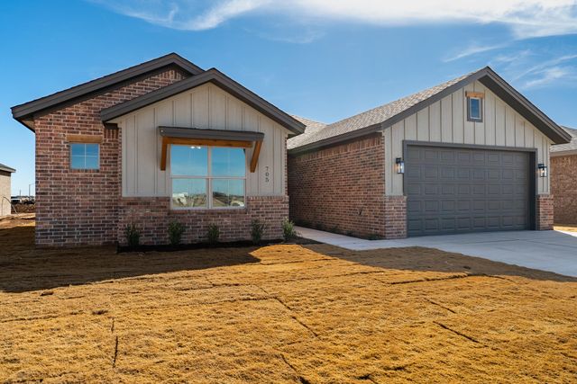 705 E 14th Street, Wolfforth, TX 79382