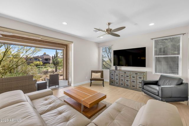 10260 E WHITE FEATHER Lane 1041, Scottsdale, AZ 85262