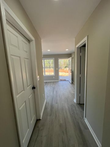 4329 Live Oak Road, Dalzell, SC 29040