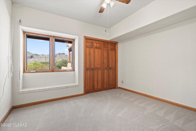 10041 E Rayann Place, Tucson, AZ 85749