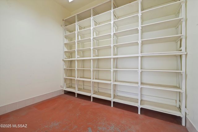 10041 E Rayann Place, Tucson, AZ 85749