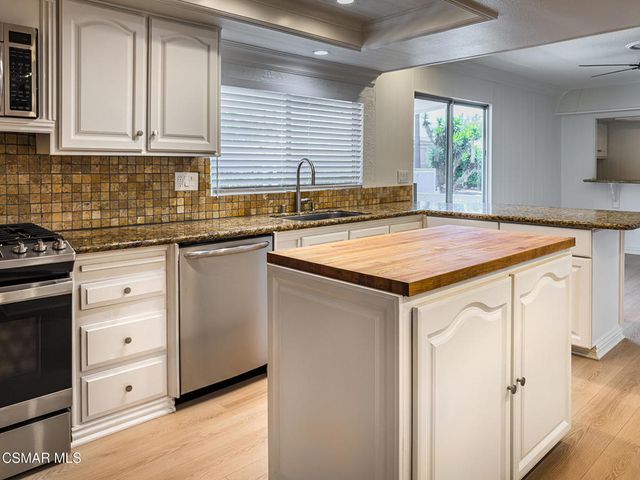 144 La Fortuna, Newbury Park, CA 91320