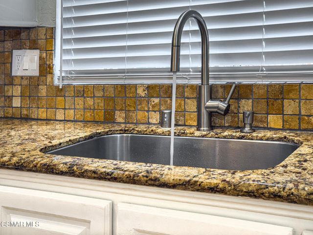 144 La Fortuna, Newbury Park, CA 91320