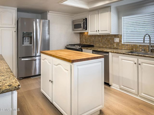 144 La Fortuna, Newbury Park, CA 91320