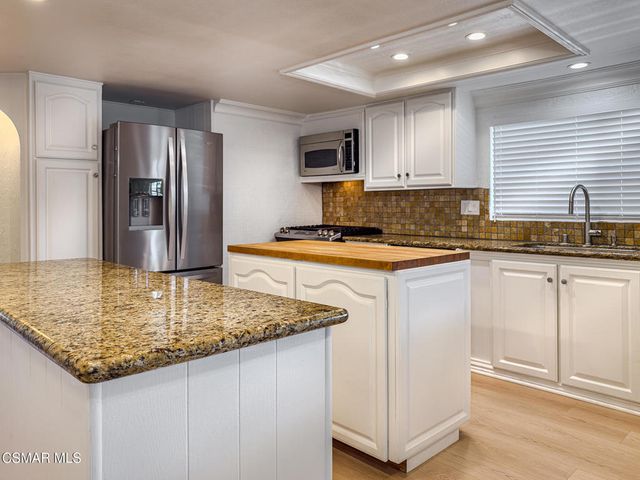144 La Fortuna, Newbury Park, CA 91320
