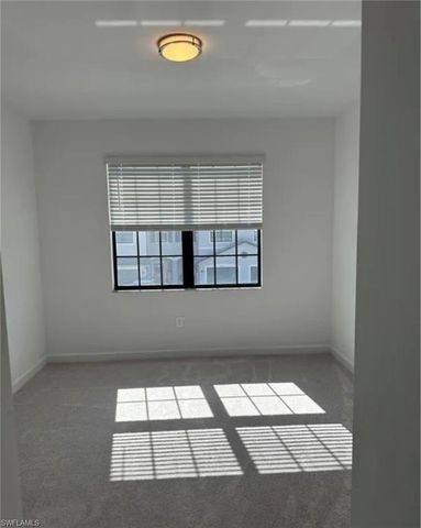 14212 Pine Lodge LN, Fort Myers, FL 33913