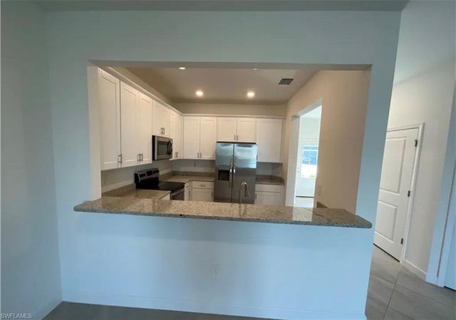 14212 Pine Lodge LN, Fort Myers, FL 33913