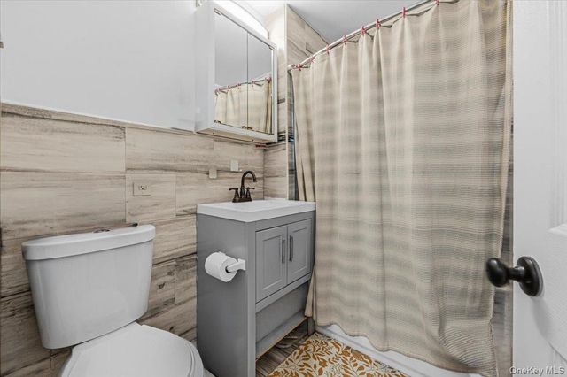 21825 104th Avenue, Queens Village, NY 11429