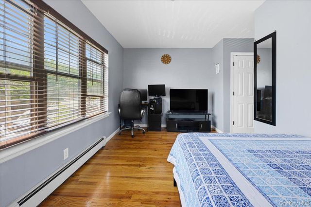 21825 104th Avenue, Queens Village, NY 11429