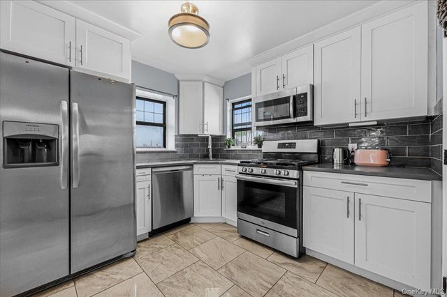 21825 104th Avenue, Queens Village, NY 11429