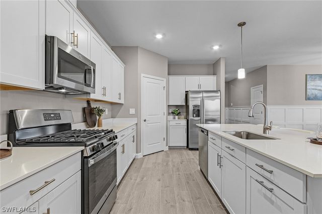 20716 Napa LOOP, Estero, FL 33928