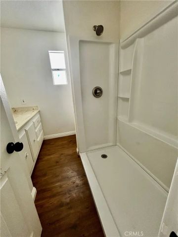 725 W Thornton Ave 105, Hemet, CA 92543