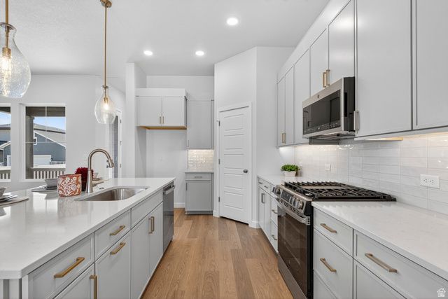 7188 S RAMBLE RD, West Jordan, UT 84081