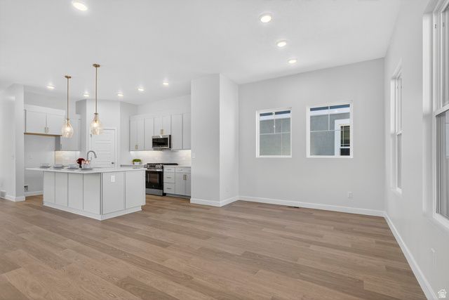 7188 S RAMBLE RD, West Jordan, UT 84081