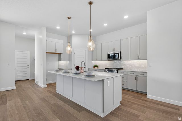 7188 S RAMBLE RD, West Jordan, UT 84081