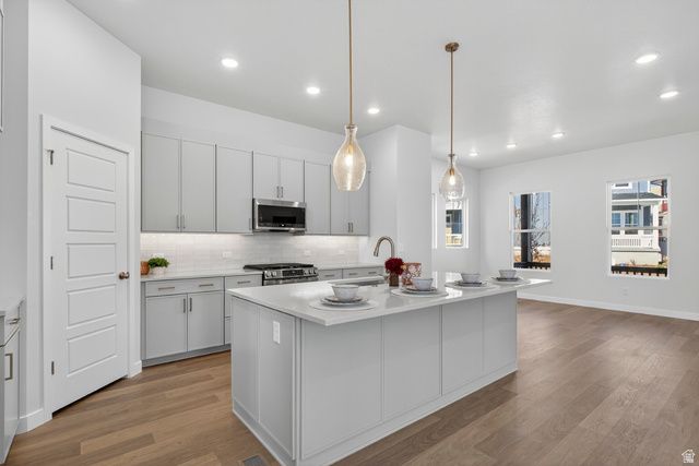 7188 S RAMBLE RD, West Jordan, UT 84081