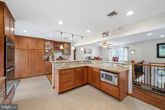 1861 W LISBURN RD W, Carlisle, PA 17015