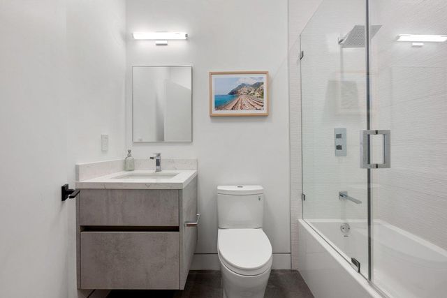 255 Brentwood Road, Hillsborough, CA 94010