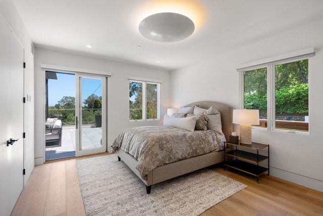 255 Brentwood Road, Hillsborough, CA 94010