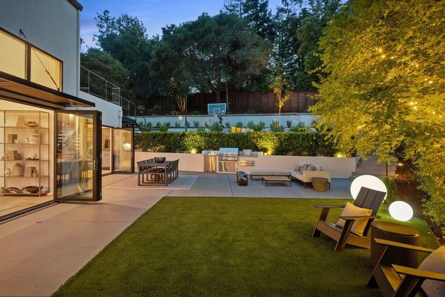 255 Brentwood Road, Hillsborough, CA 94010