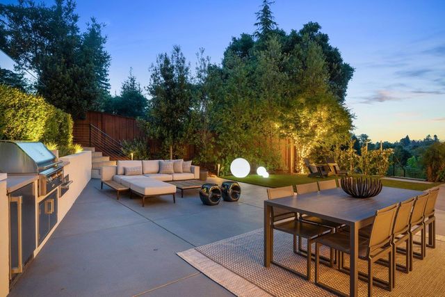 255 Brentwood Road, Hillsborough, CA 94010