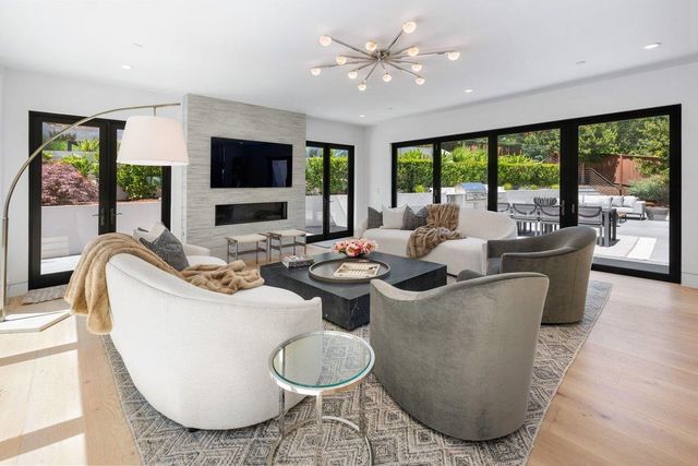 255 Brentwood Road, Hillsborough, CA 94010