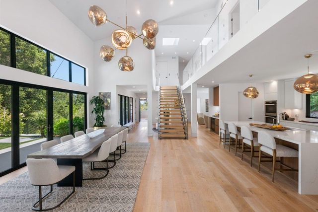 255 Brentwood Road, Hillsborough, CA 94010
