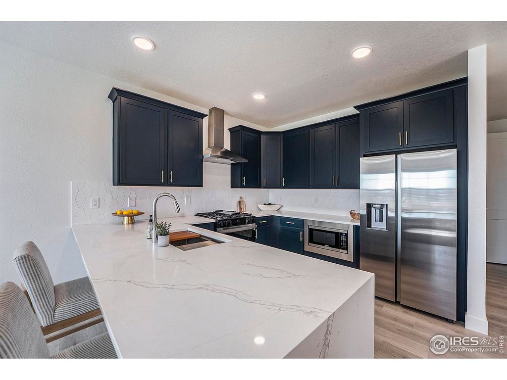 5001 Avon Ave, Loveland, CO 80538