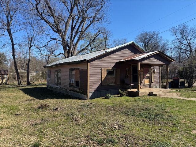 655 SE 5th Street SE, Paris, TX 75460