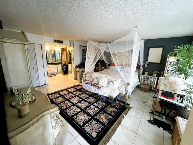 3500 Galt Ocean Drive 208, Fort Lauderdale, FL 33308