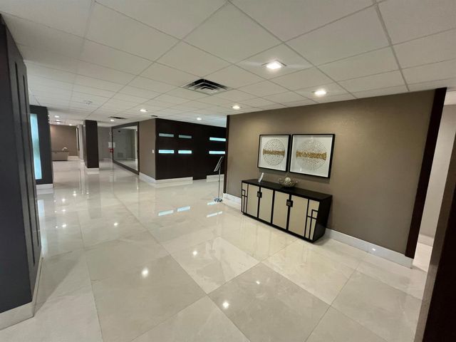 3500 Galt Ocean Drive 208, Fort Lauderdale, FL 33308