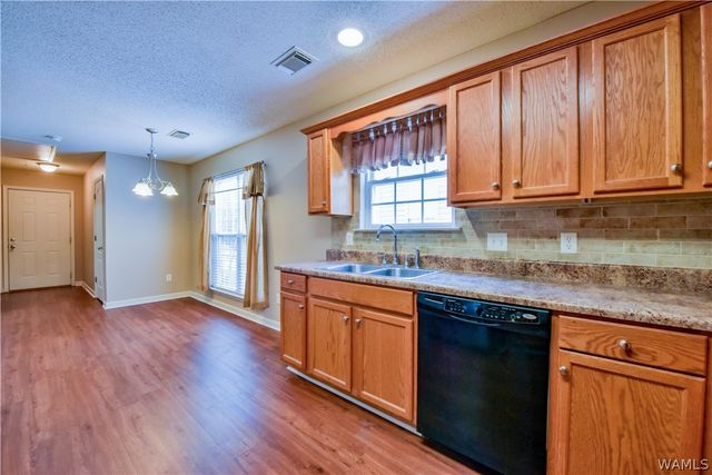 7603 Thompsons, Northport, AL 35476