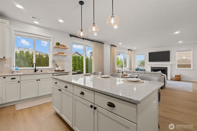 34227 SE Ash Street, Snoqualmie, WA 98065