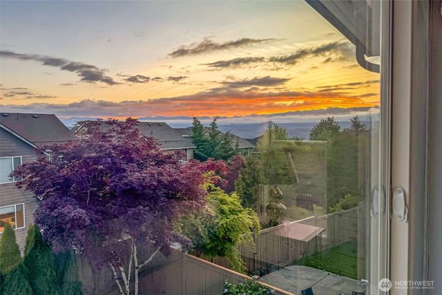 34227 SE Ash Street, Snoqualmie, WA 98065