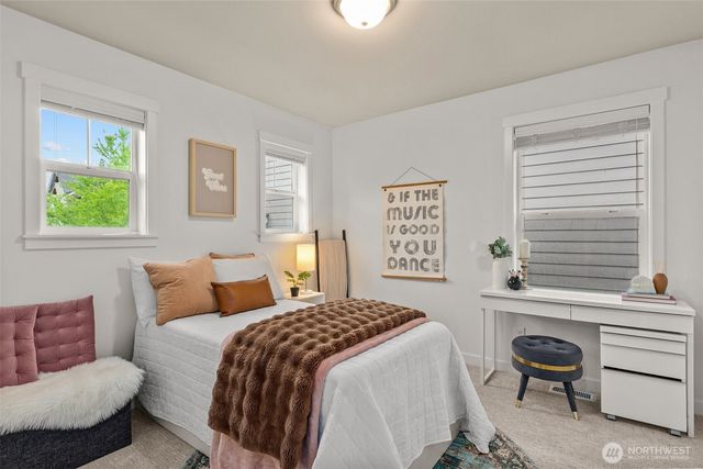 34227 SE Ash Street, Snoqualmie, WA 98065