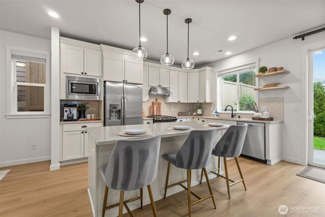 34227 SE Ash Street, Snoqualmie, WA 98065
