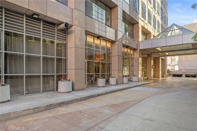 801 S Grand 1611, Los Angeles, CA 90017