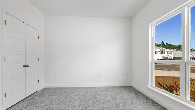 124 W Gray Owl Drive, Freeport, FL 32439