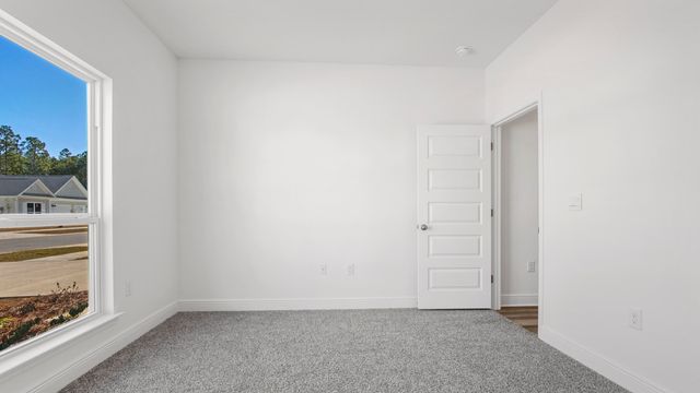 124 W Gray Owl Drive, Freeport, FL 32439