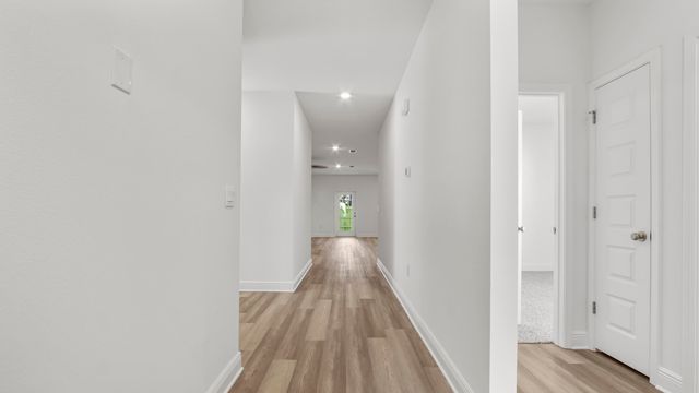 124 W Gray Owl Drive, Freeport, FL 32439