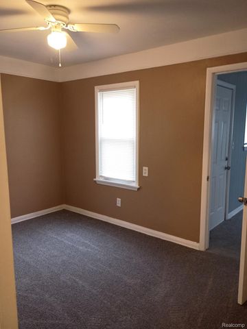 9251 PLAINVIEW, Detroit, MI 48228