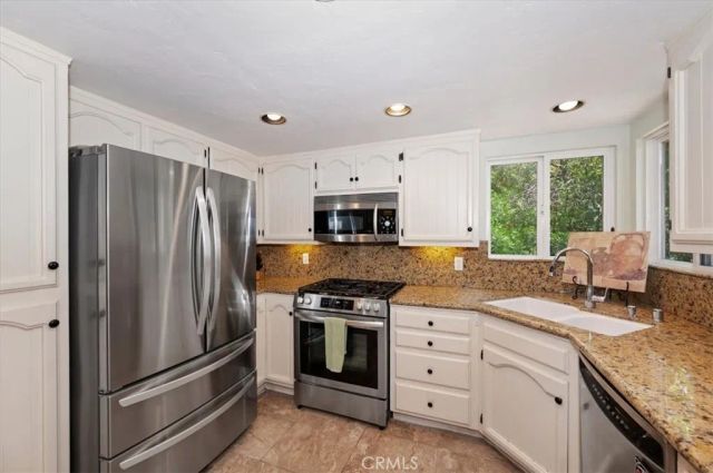 334 Highland Drive, Lake Arrowhead, CA 92352