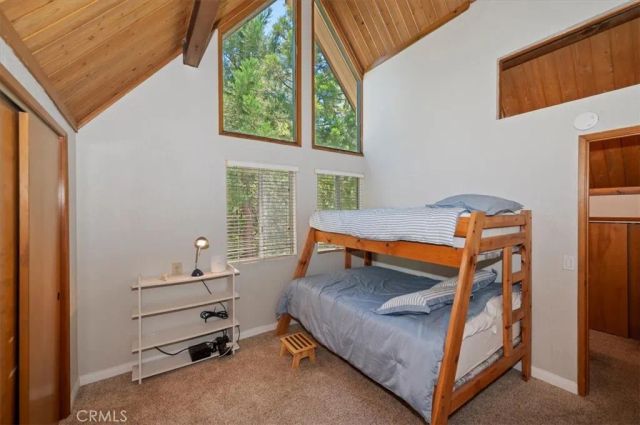 334 Highland Drive, Lake Arrowhead, CA 92352